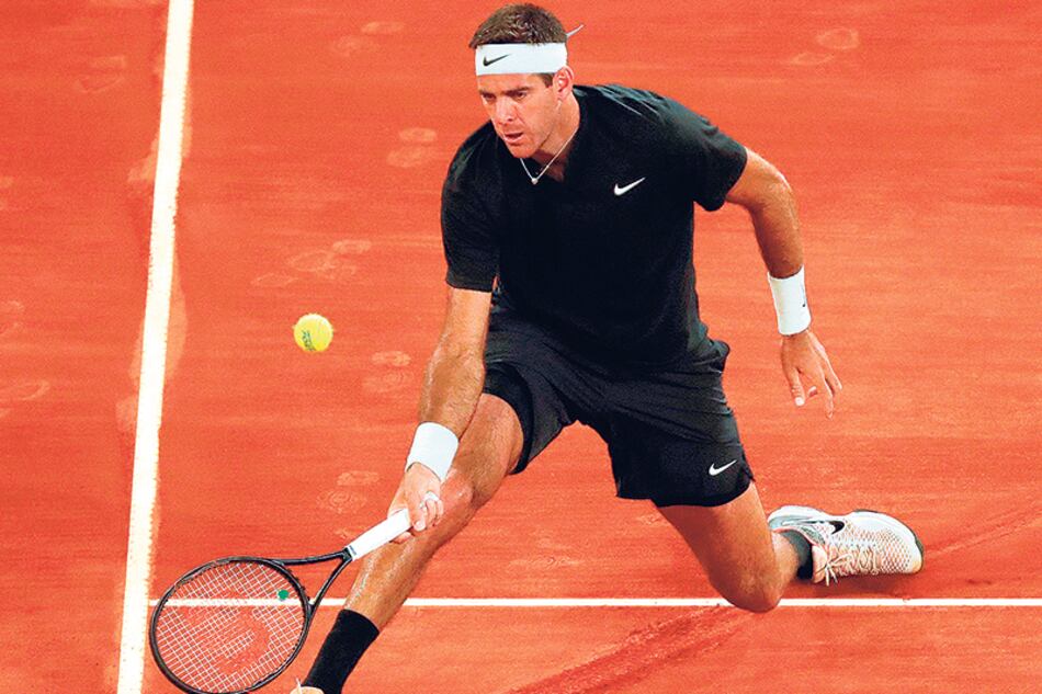 Juan Martín Del Potro ayer en la Caja Mágica de Madrid frente a Dzumhur.