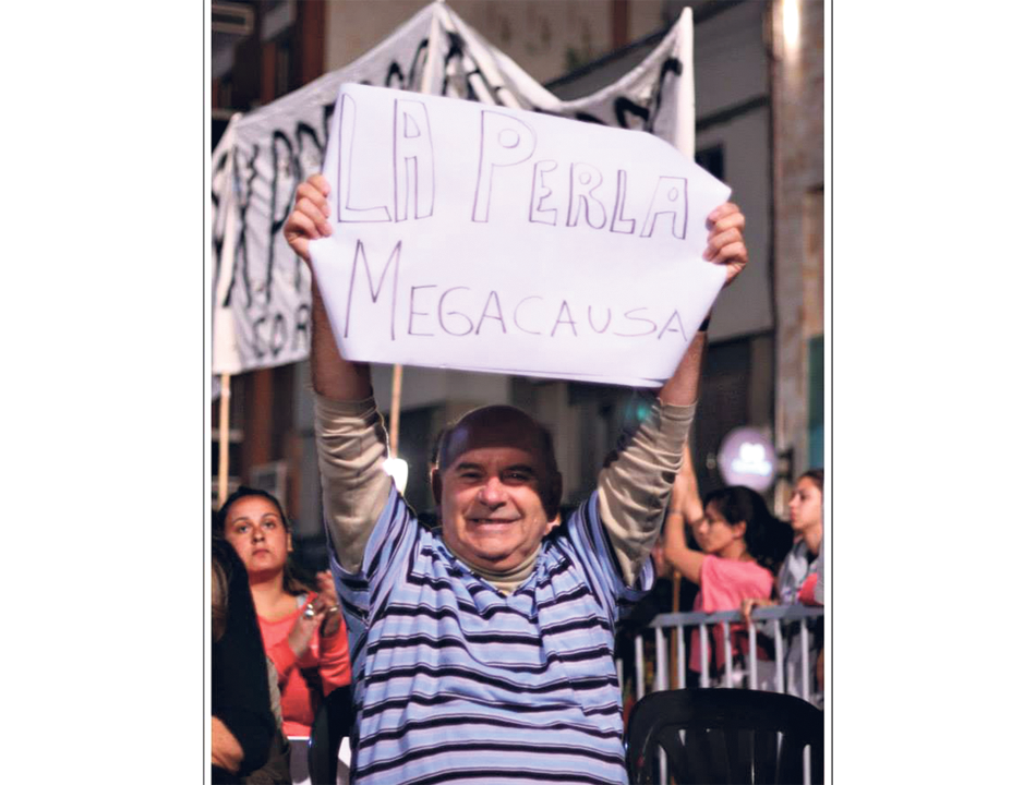 Cecilio Salguero es peronista y tiene 72 años.