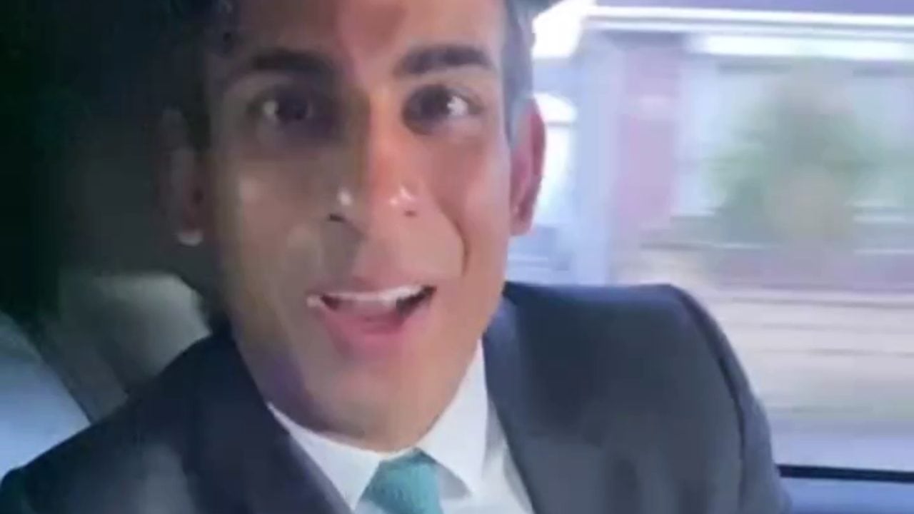 Sunak, en el video por el cual fue multado.