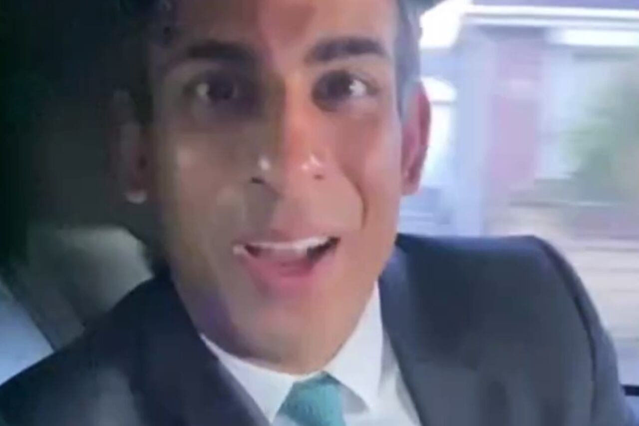 Sunak, en el video por el cual fue multado.