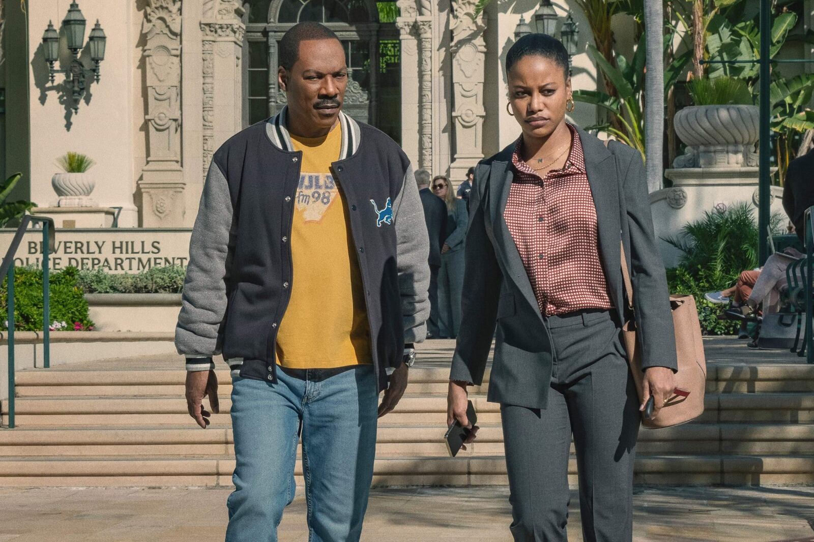 Axel Foley (Murphy) debe salvar a su hija Jane (Taylour Paige).