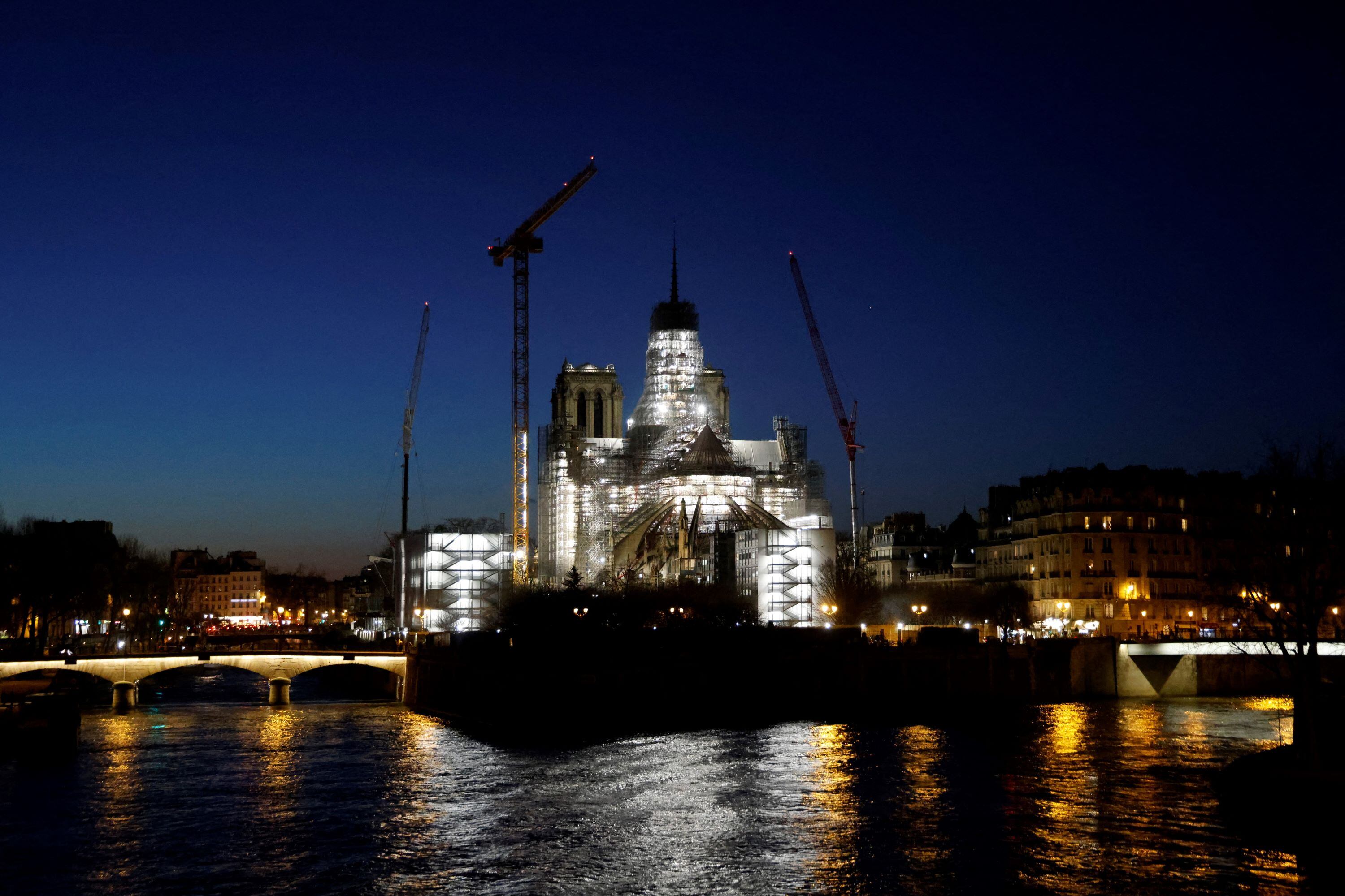 La aguja volvió a ser visible luego del desmontaje de los andamios