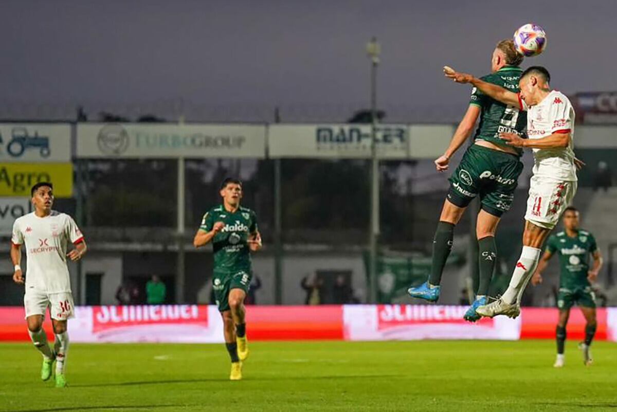 El duelo tuvo pocos atractivos para destacar