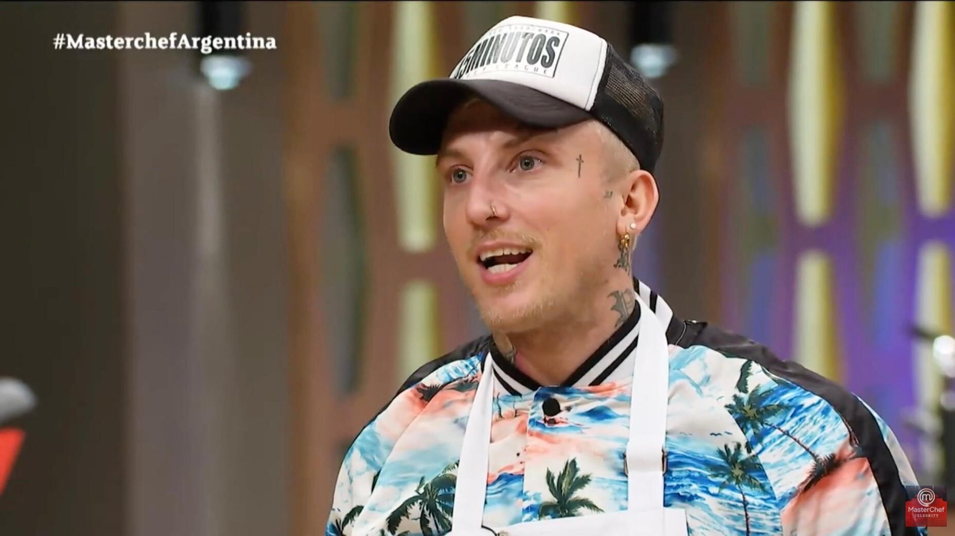 El Polaco estará aislado durante semanas, pero aún no quedó desafectado del certamen. 
