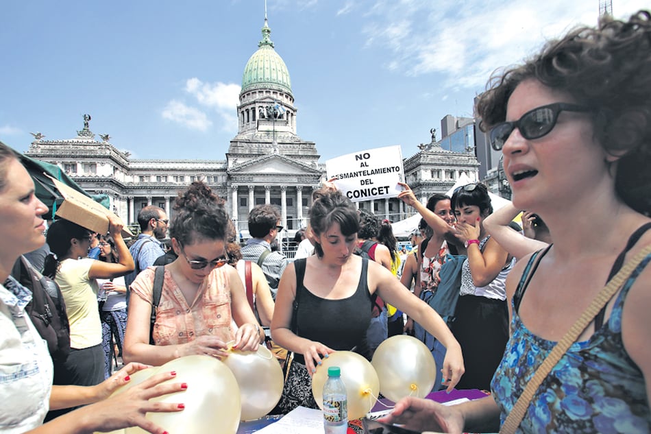 La muestra de ciencias duras y humanísticas se repitió ayer en varias ciudades del país.