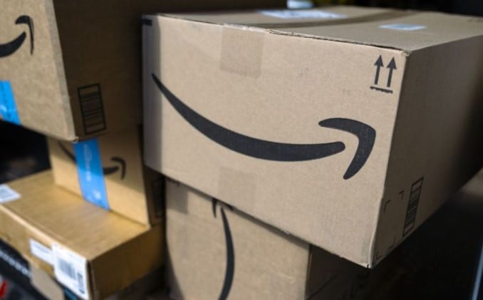 Es importante destacar que los envíos provenientes de Amazon desde EE. UU. de todas las compras serán a través courier privado