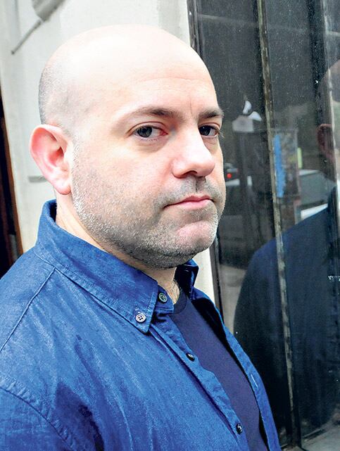 “Me gusta el espectador que trabaja, que la obra abra preguntas, que la forma estalle”, detalla Castiñeiras.