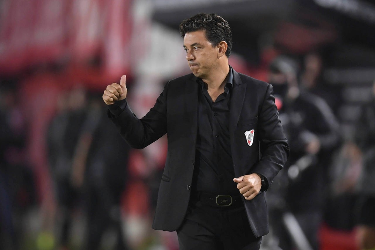 Gallardo maniobra entre las ausencias y la imposibildad de jugar en el Monumental.