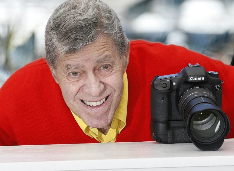 Lewis murió en agosto a los 91 años.