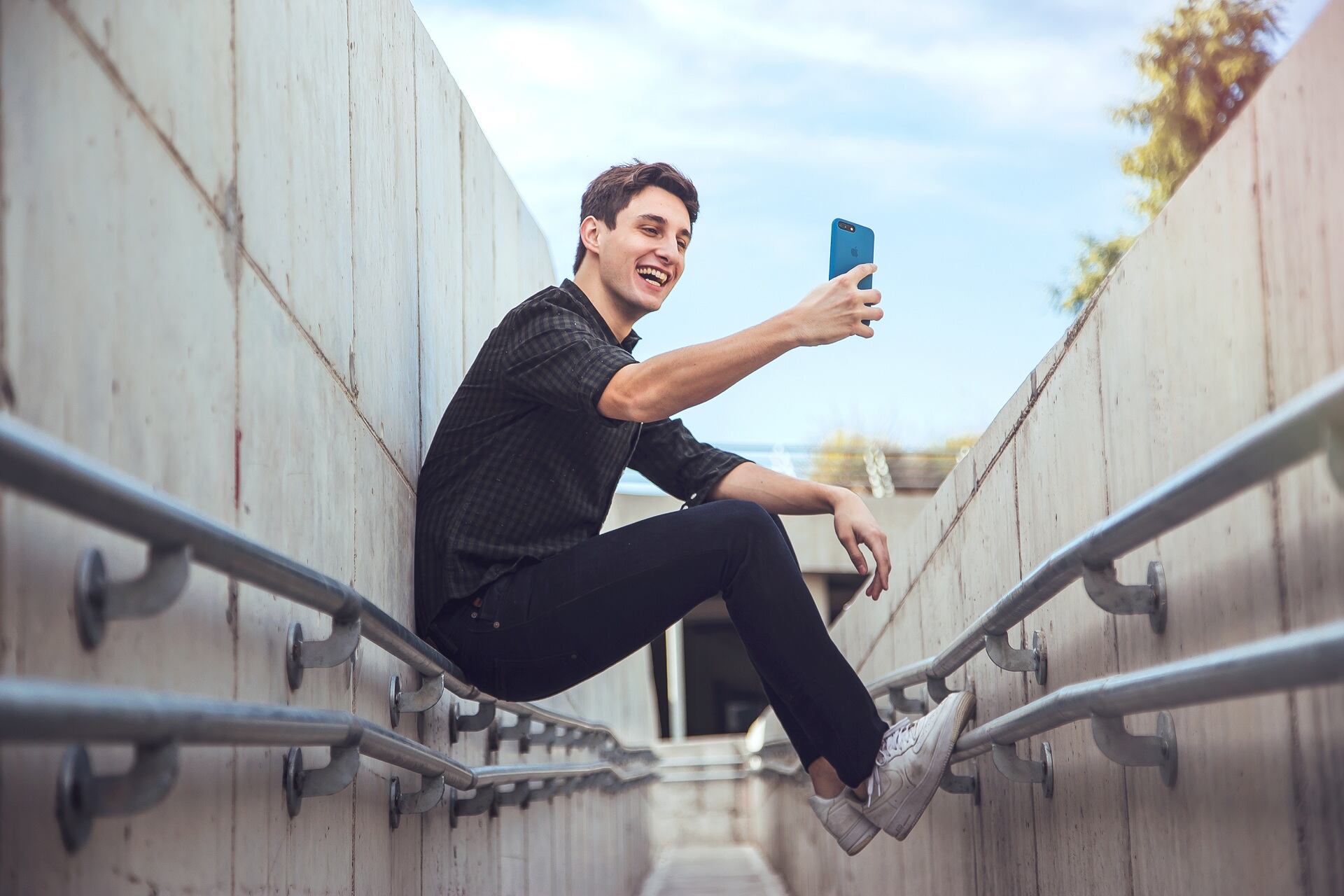 FerBo ya grabó ocho videos en su casa durante esta cuarentena: “Hoy cada uno puede generar su propio medio“, asegura.