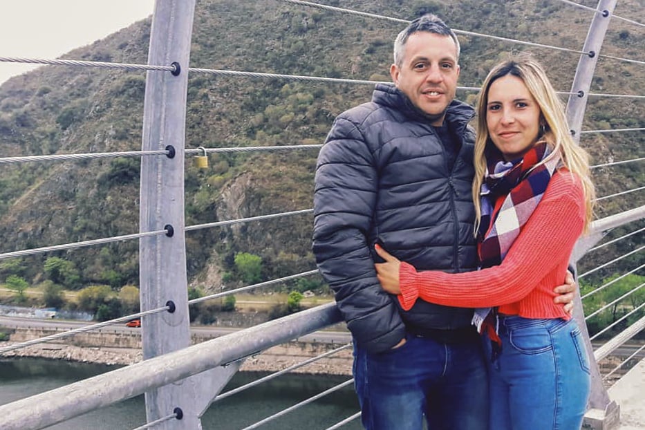 Oscar Data y su pareja y secretaria, Rocío Pérez, apologistas del Terrorismo de Estado y el holocausto. 