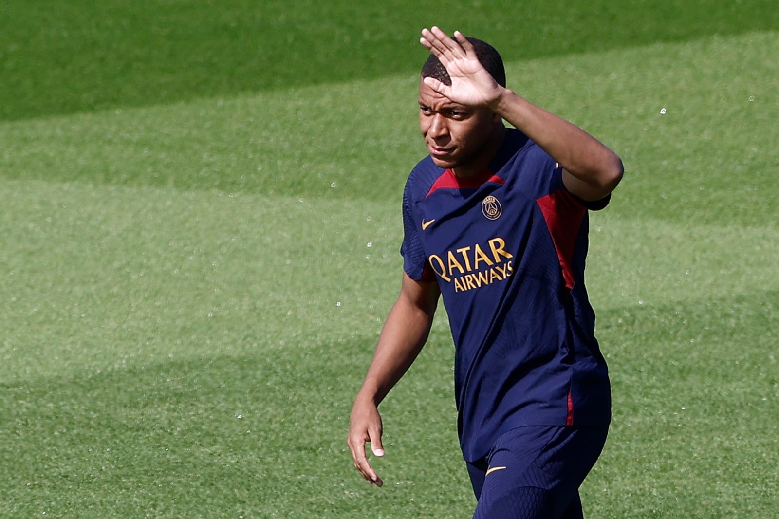 A Mbappé lo borraron de la gira del PSG
