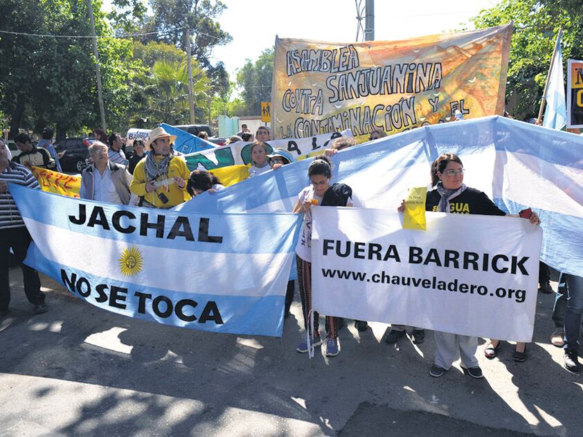 La asamblea Jáchal No Se Toca quiere que en los estudios participe la UBA.