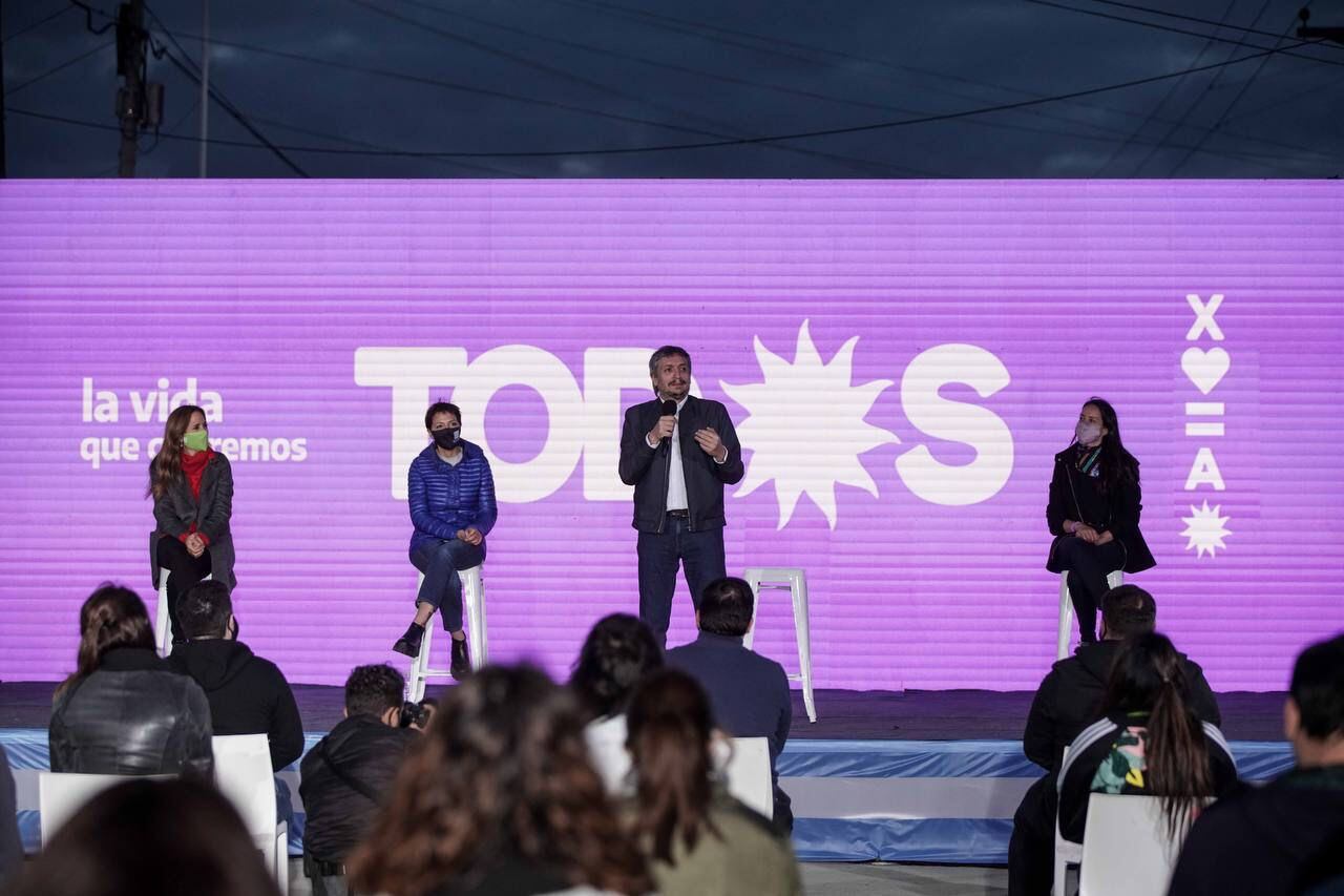 Máximo Kirchner, Tolosa Paz y Mayra Mendoza.