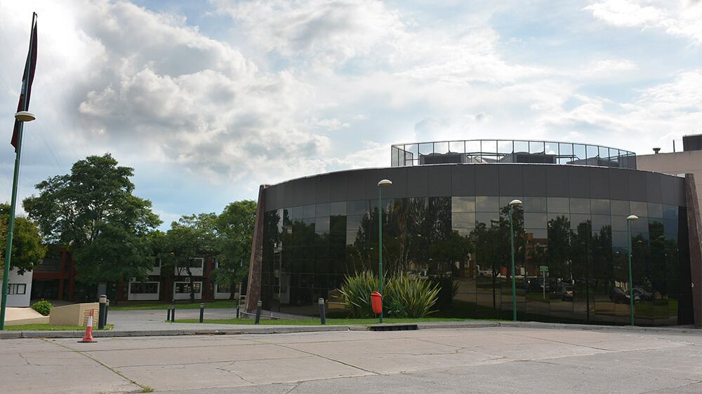 Centro Cívico del Gran Bourg, sede del Gobierno provincial