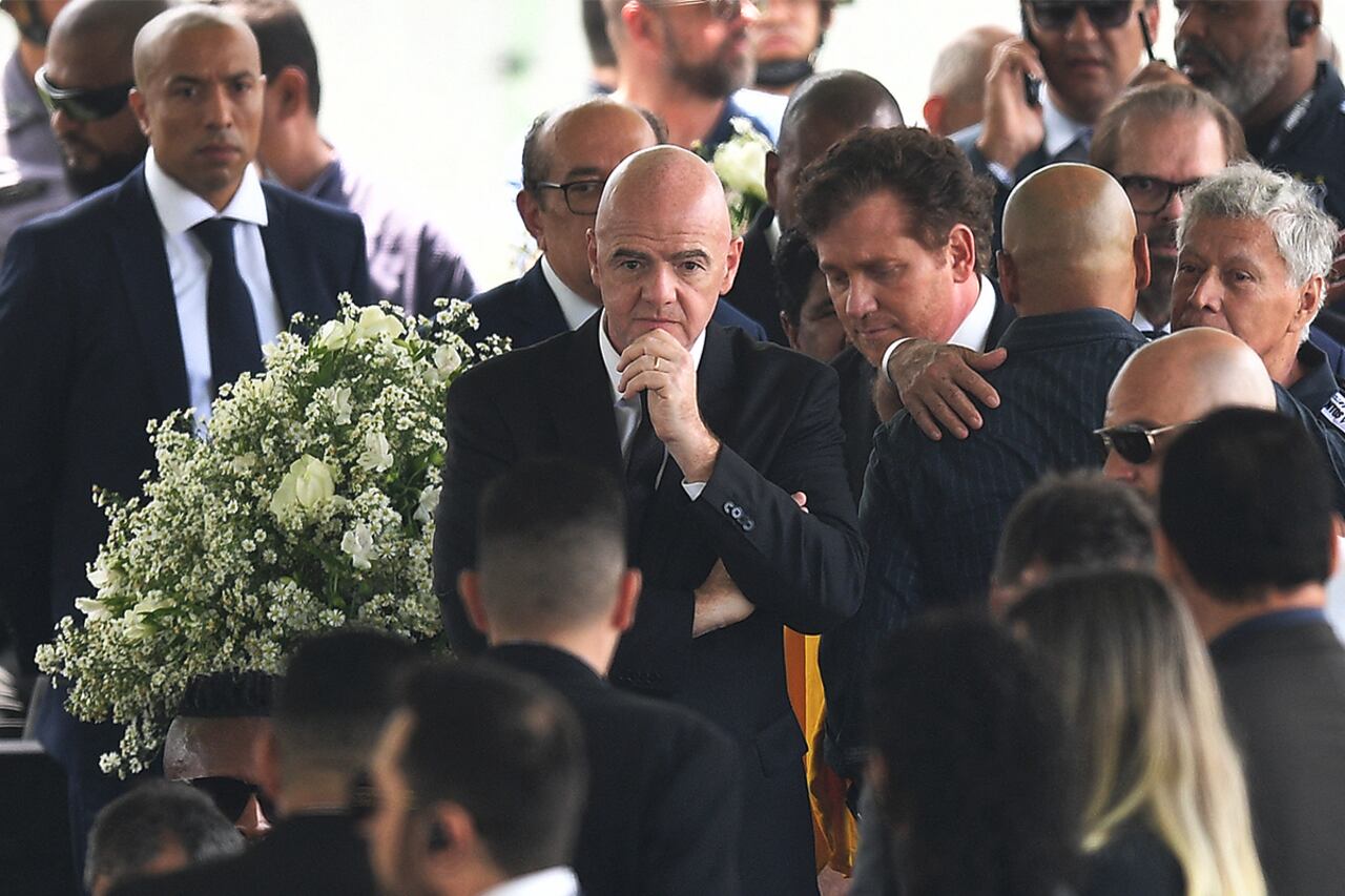 Infantino y el paraguayo Alejandro Domínguez, presidente de la Conmebol