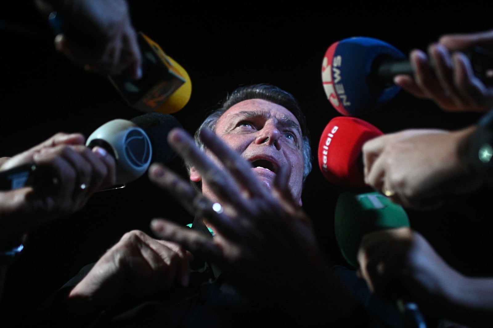 Bolsonaro no podrá partcipar en elecciones nacionales, estaduales o municipales.