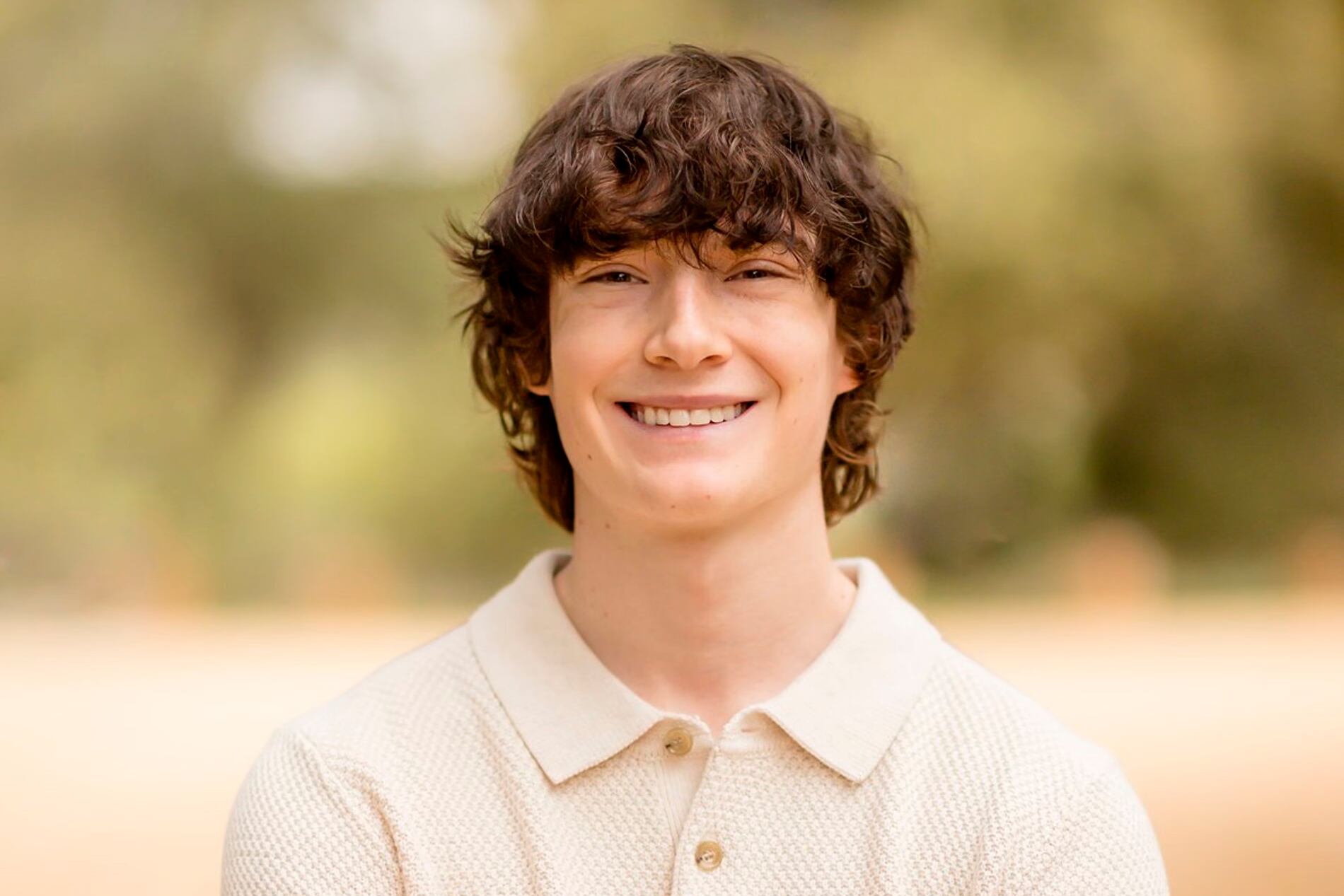 La familia de Adam Raine dice que él fue ayudado por ChatGPT a suicidarse.