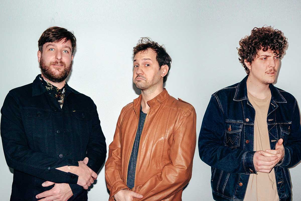 El trío cordobés toca hoy en su provincia natal, el viernes en San Luis, el sábado en San Juan y el domingo en Mendoza.