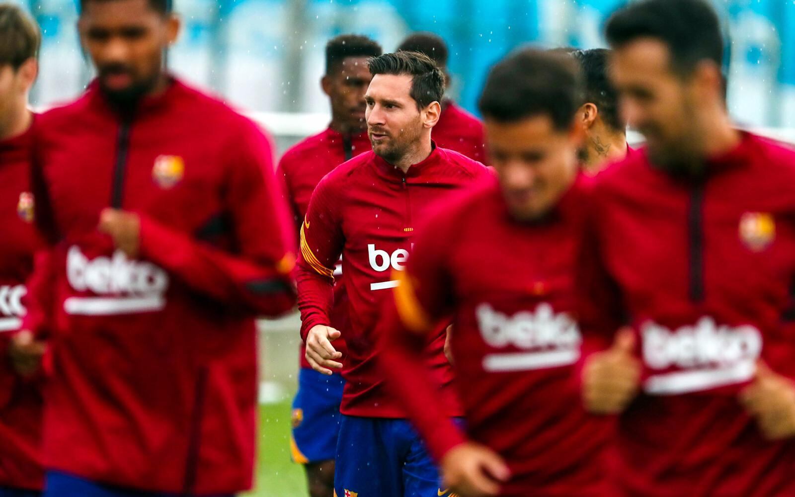 Messi se sumó al resto del plantel en el entrenamiento matutino del Barcelona.
