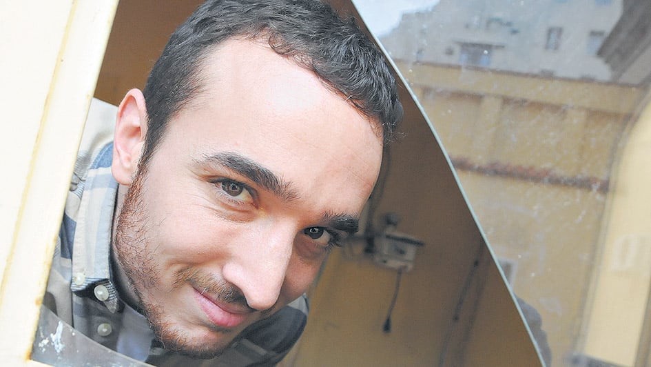 “Es una obra muy poética y al mismo tiempo muy brutal”, afirma Dionisi sobre Cyrano de más acá.