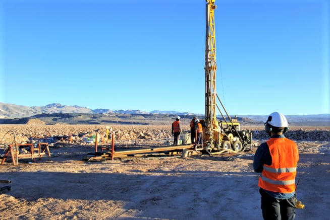 La minera Lake Resources explota litio en Catamarca.