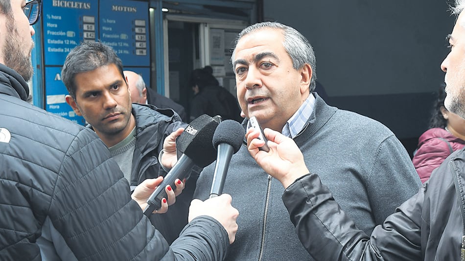 El triunviro Héctor Daer fue uno de los que puso en duda los datos optimistas que esgrimió Triaca.