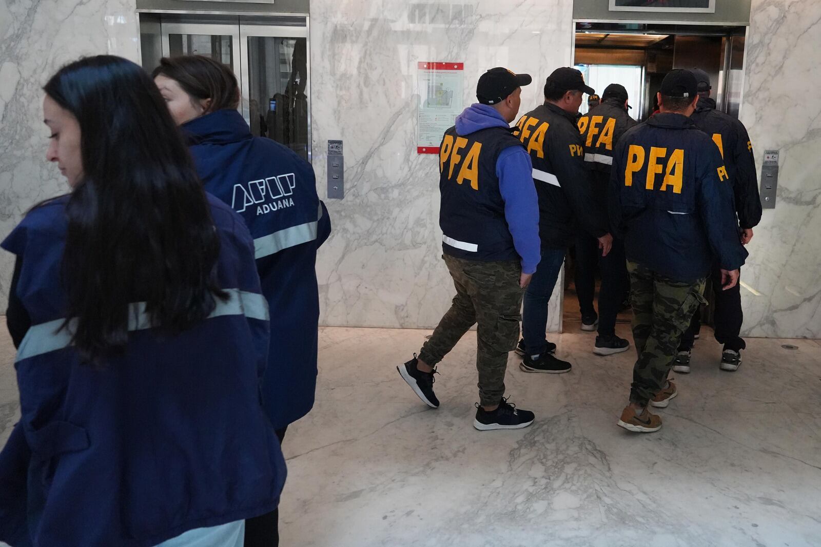 Uno de los allanamientos que se hicieron en la cueva del "Croata" Rojnica