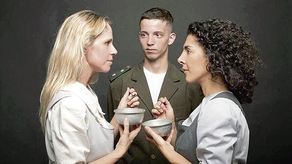 Las probadoras va los sábados en el Teatro del Pueblo.