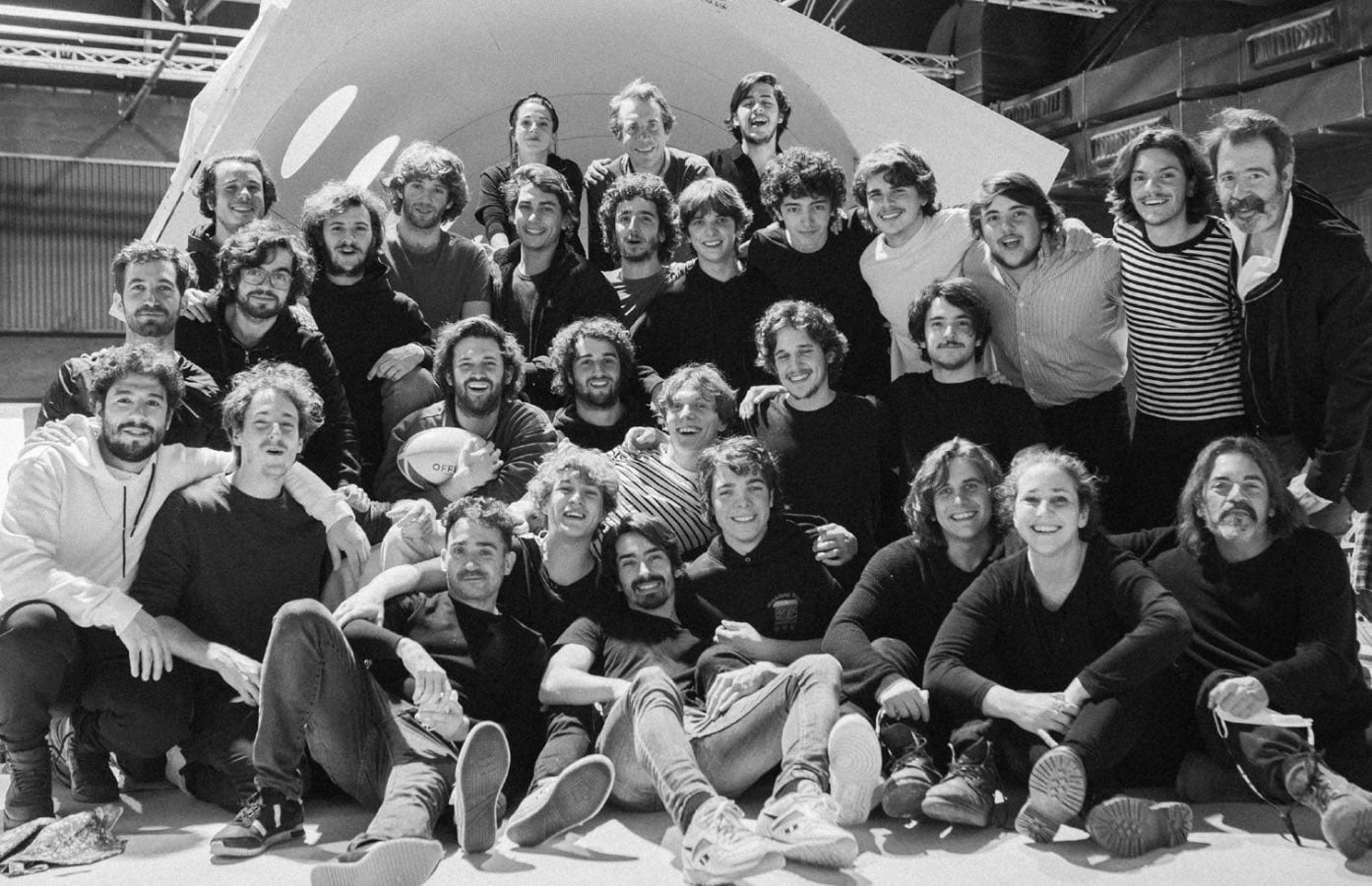 El elenco completo de "La Sociedad de la Nieve". Imagen: @FilmBayona.