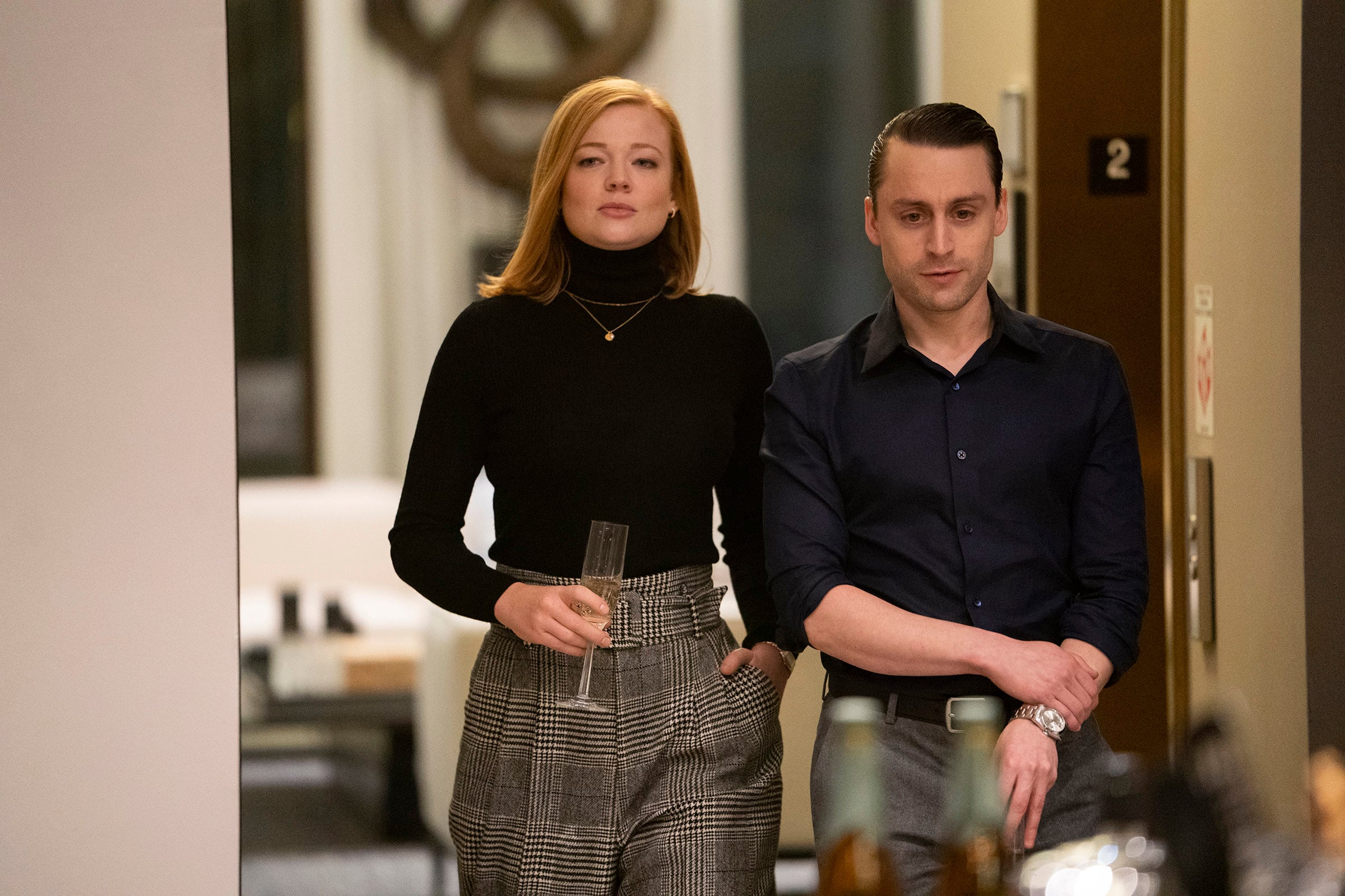 Shiv (Sarah Snook) y Roman (Kieran Culkin), hermanos Roy con diferentes problemas.