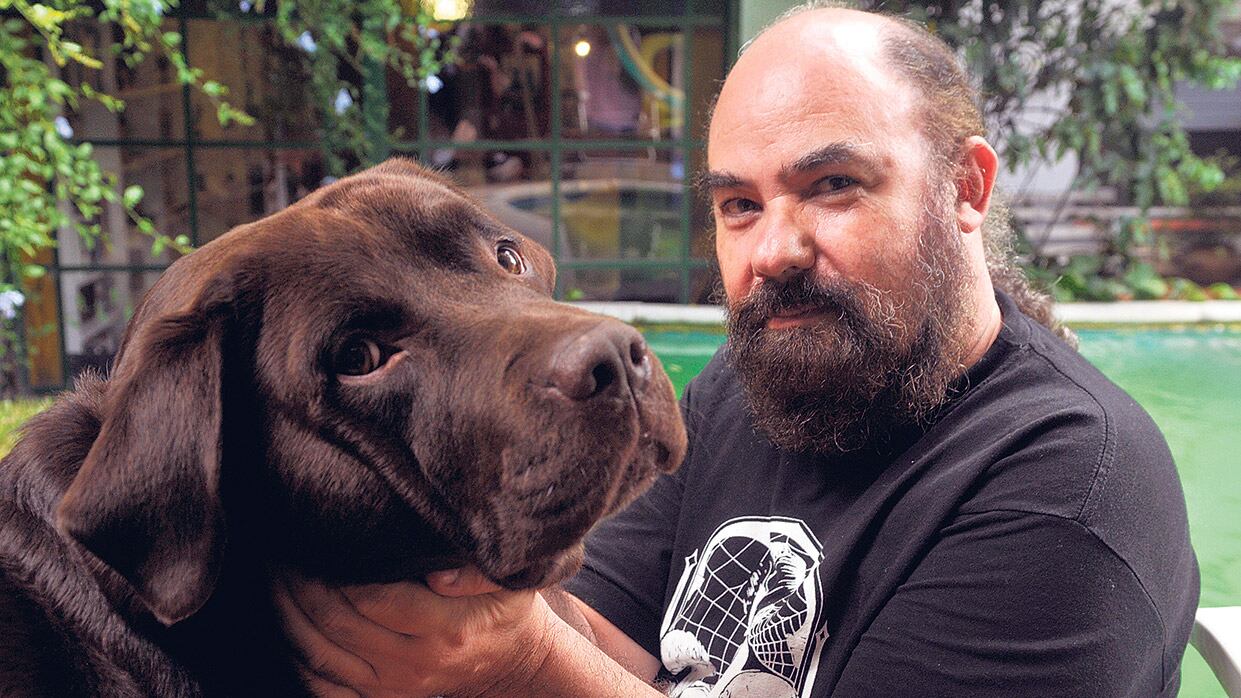 “Me gustan las historias que están basadas en la literatura”, subraya Schapces.