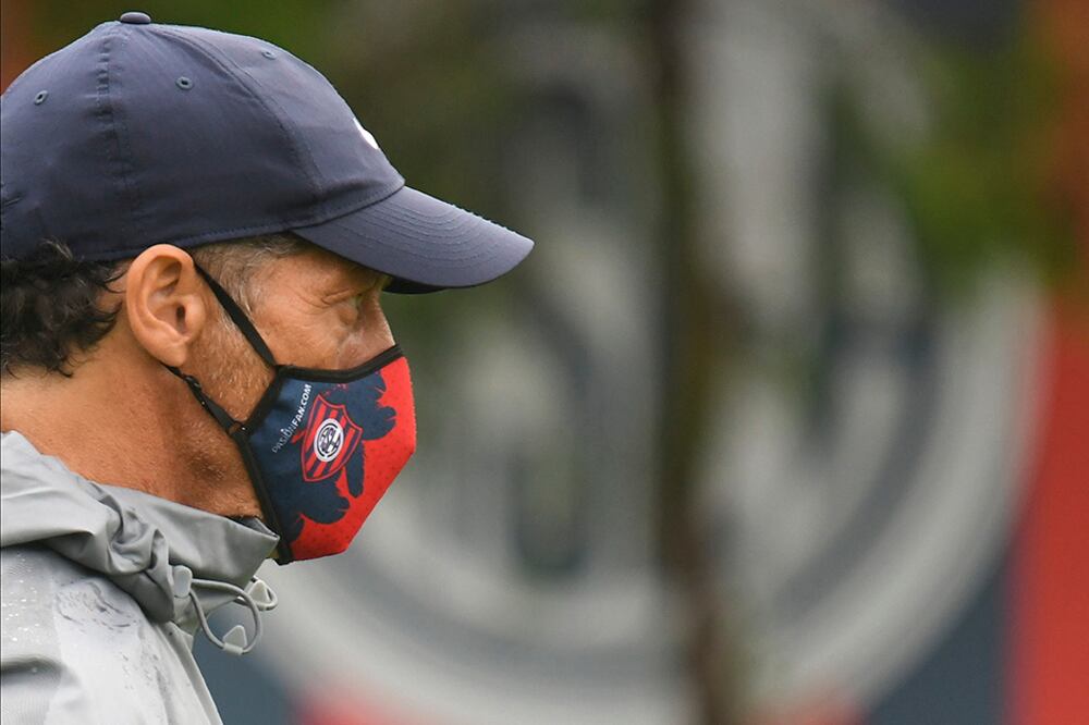 Pedro Troglio dejó ser técnico de San Lorenzo.