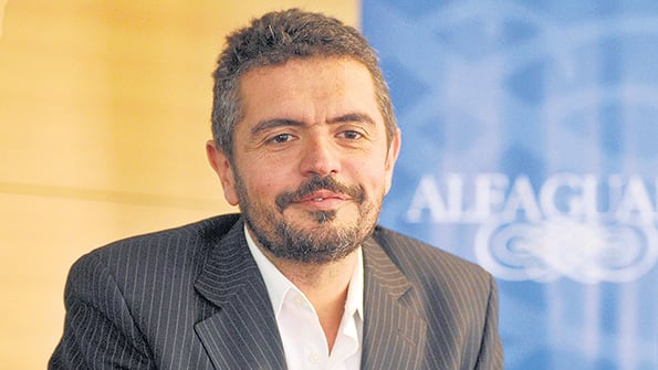 Brizuela era platense. Murió como consecuencia de un cáncer.