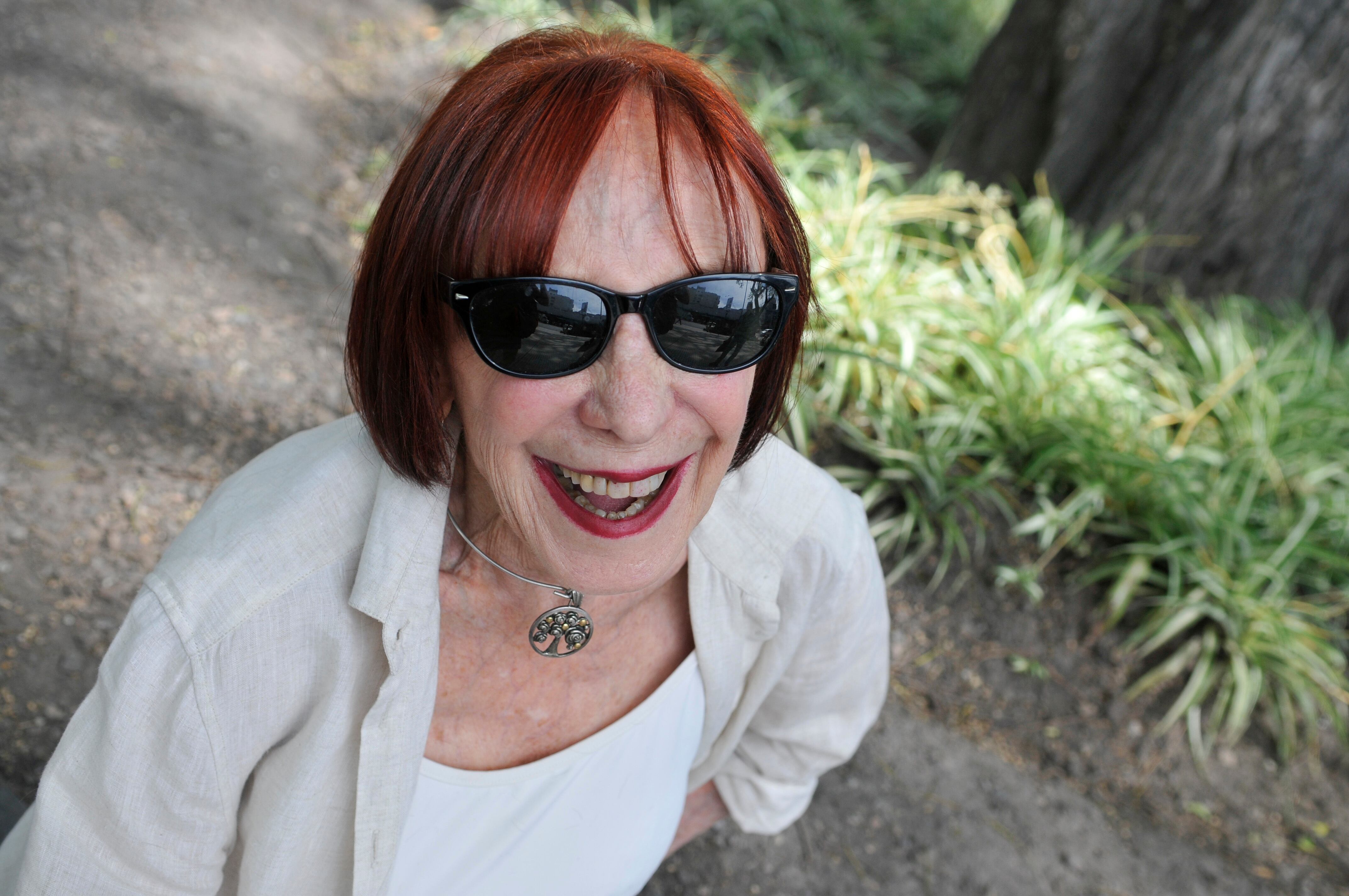 Lía Jelín montó primero la obra para la escena teatral mexicana.