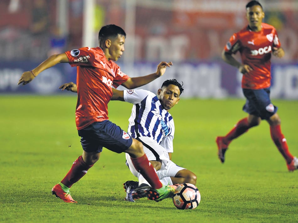 Independiente buscó mucho en ataque, pero no tuvo claridad en el último toque.
