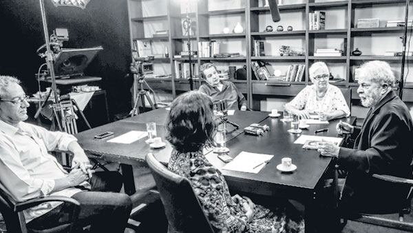 Lula en diálogo con los escritores de la Editorial Boitempo.