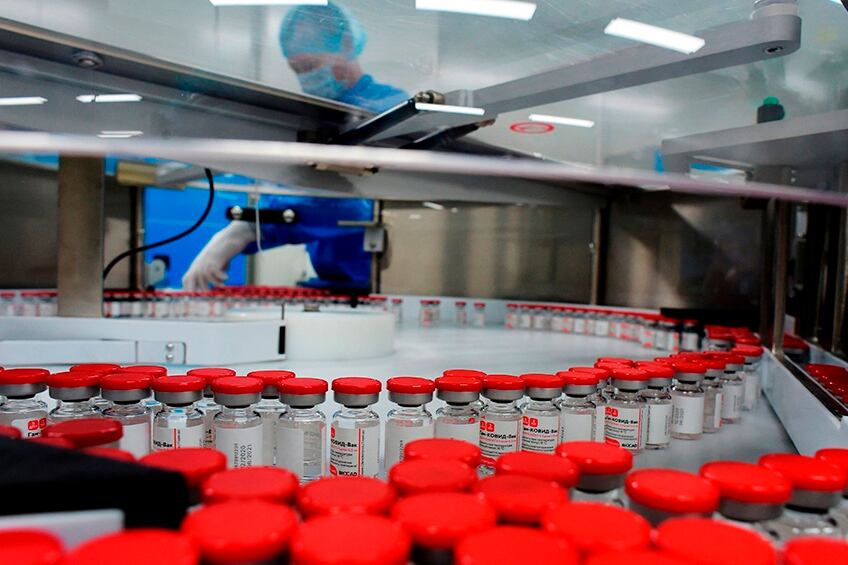 “En cooperación podemos elevar la eficacia de 72% que tiene AstraZeneca; hablamos con diferentes productores de AstraZeneca en la Argentina para producir esta vacuna compuesta."