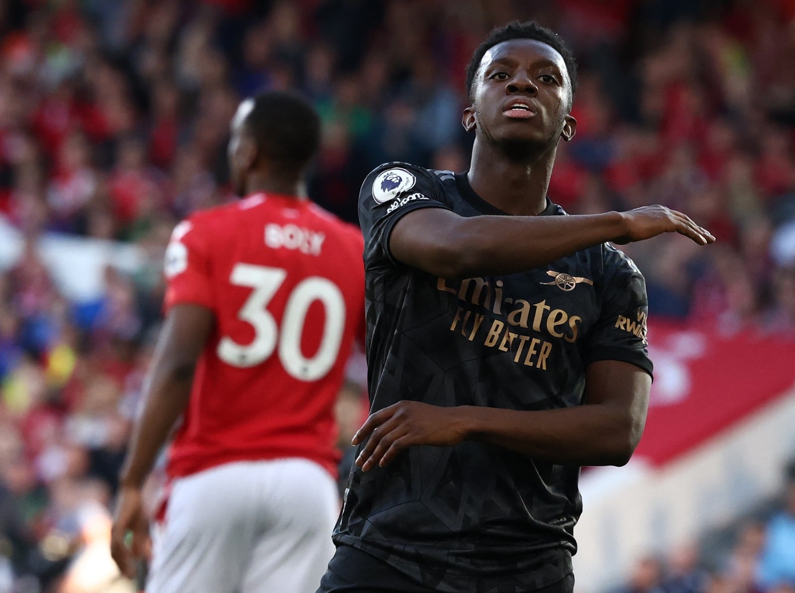 Arsenal perdió y le entregó en bandeja el título al Manchester City