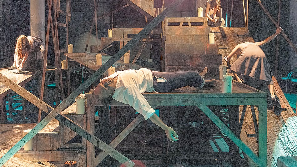 Deseo es una obra escénica compuesta entre 1999 y 2000 y estrenada en 2003.