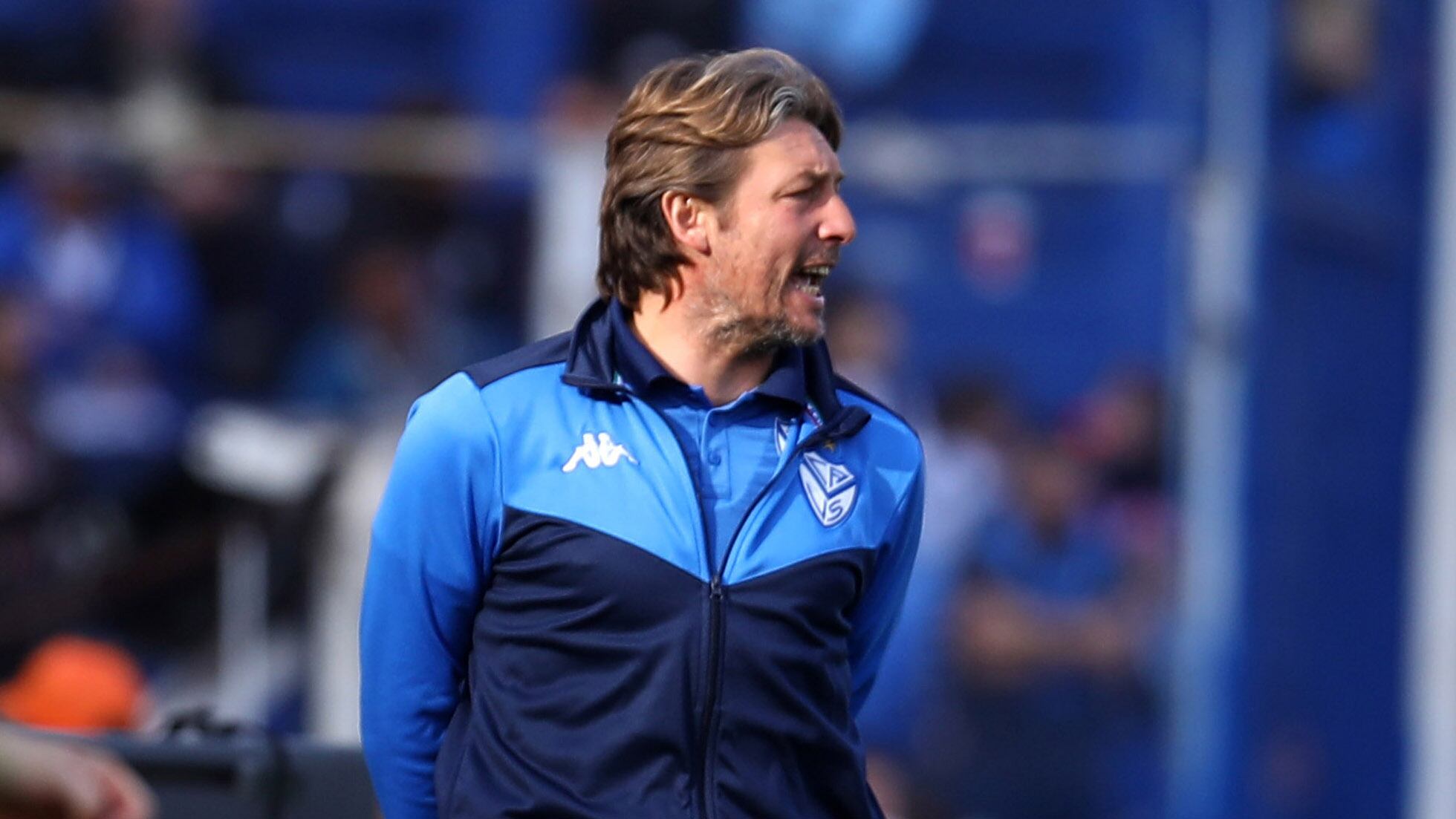 Gabriel Heinze, DT de Vélez. 