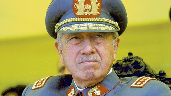 Pinochet fue la cabeza de una cruenta dictadura que dejó más de 3200 desaparecidos.