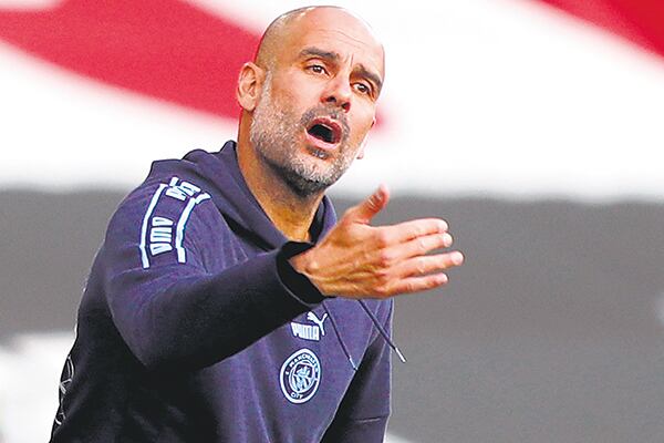 Guardiola, DT de Manchester City.