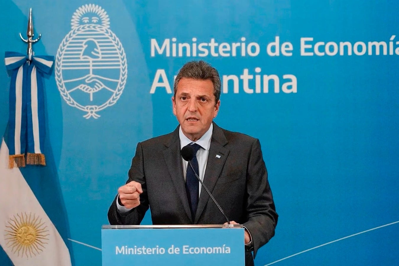 Sergio Massa anunciará un refuerzo de ingresos para trabajadores informales