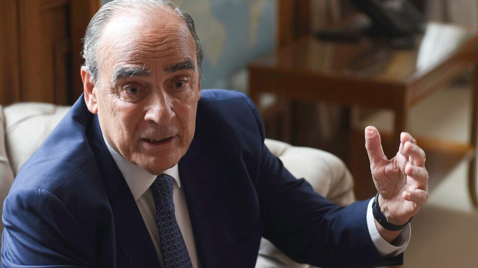 El jefe de Gabinete, Guillermo Francos.