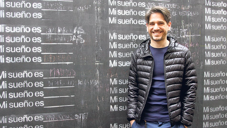 Lautaro Perotti, responsable de la obra estrenada en Timbre 4.