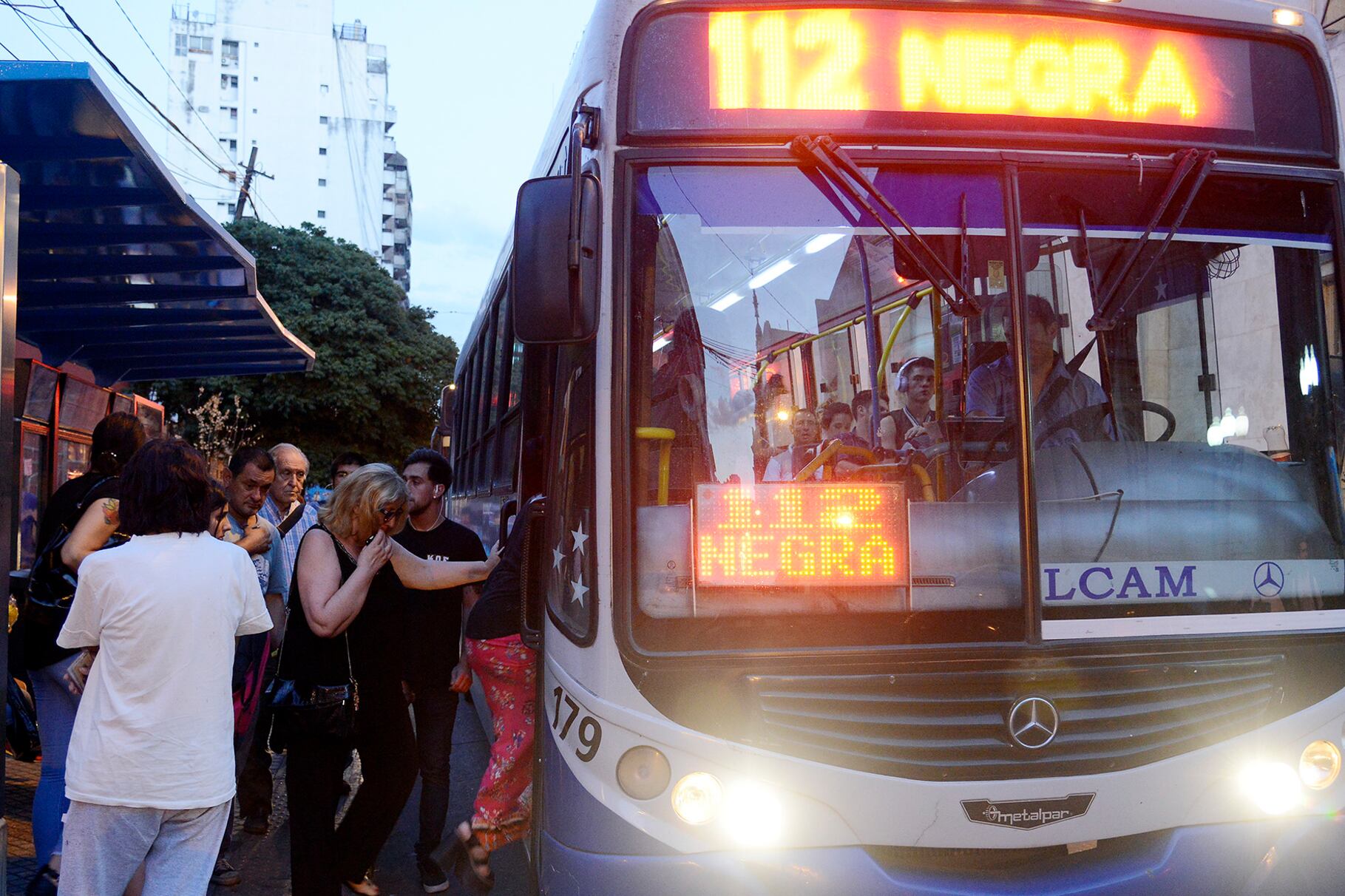 Hoy el costo de la tarifa de colectivo con cero de subsidios está en más de 30 pesos.