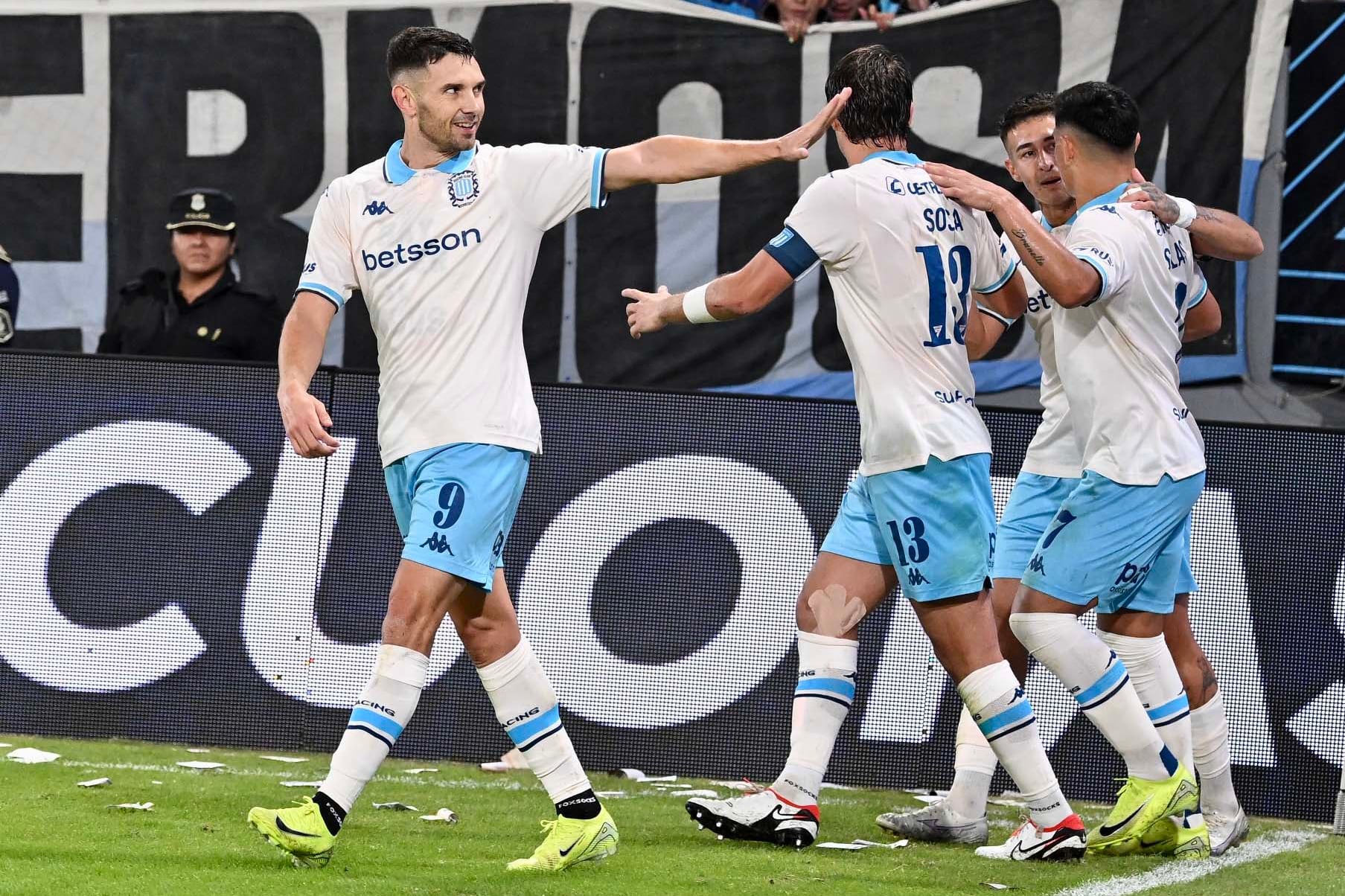 Racing viene de 2 triunfos consecutivos y buscar torcer su irregular arranque de temporada.