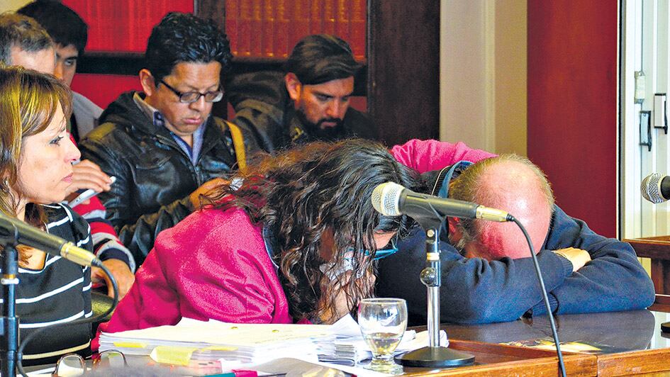 Sergio Maldonado y su esposa se emocionaron en un momento de la audiencia en la Cámara de Comodoro Rivadavia.