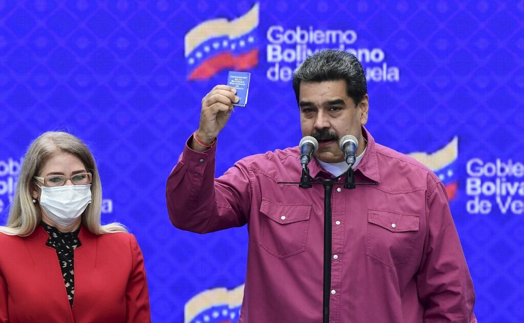 Nicolás Maduro festeja el triunfo del Gran Polo Patriótico.